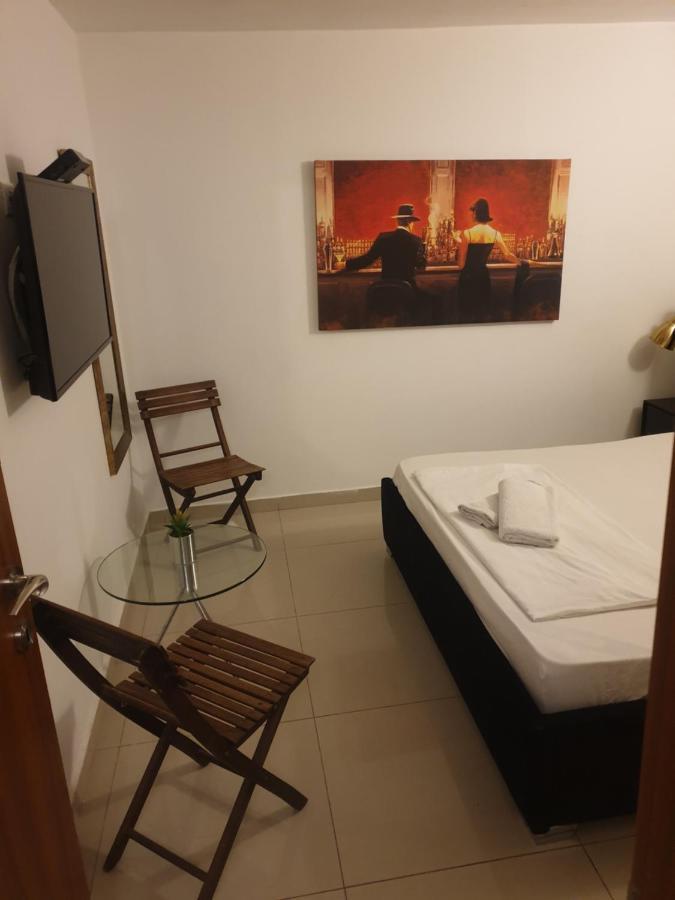 Royal Motel